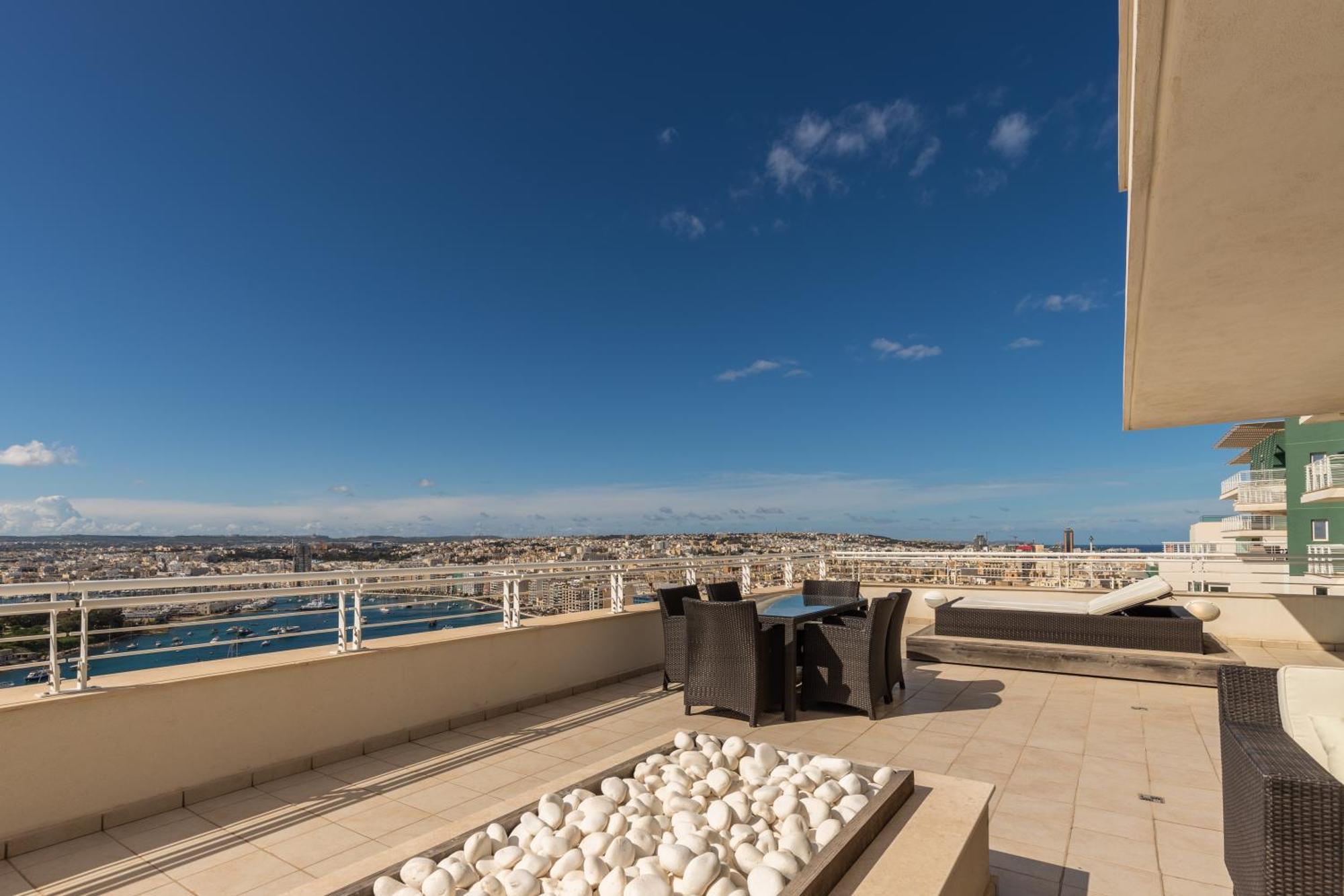 Apartamento Malta - Best Panoramic Penthouse Sliema Exterior foto